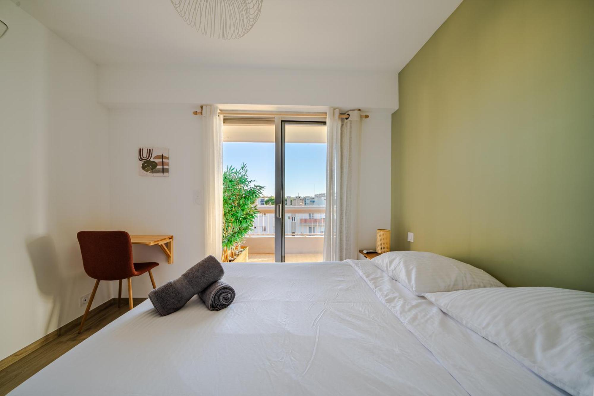 3p En Plein De Coeur De Sur * Cagnes-sur-Mer